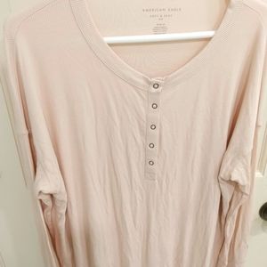American Eagle soft & sexy sz m shirt